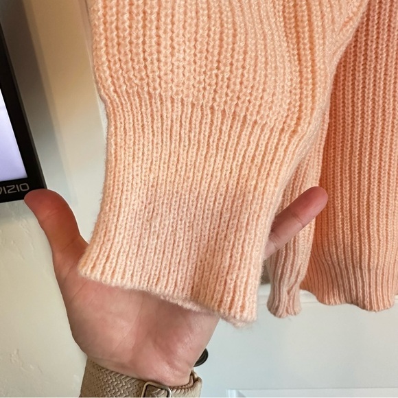 Peachy pink super thick warm turtleneck sweater, size XL - Picture 3 of 8